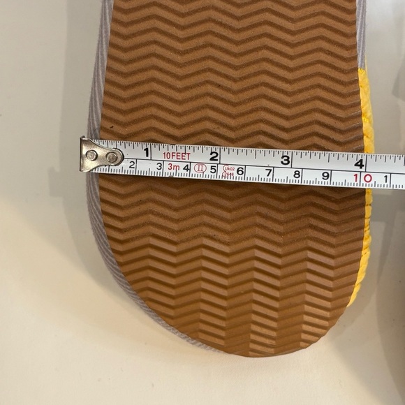 LAND’S END Sz 7B Slippers Clogs Faux Shearling Embroidered Flower and Bees NEW - Picture 12 of 14